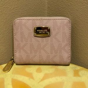Michael kors wallet